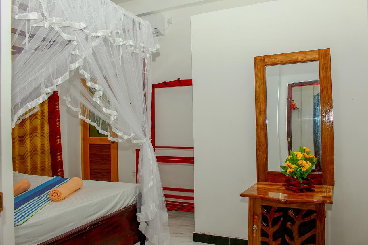 Hotel Mirissa Breeze Exterior foto